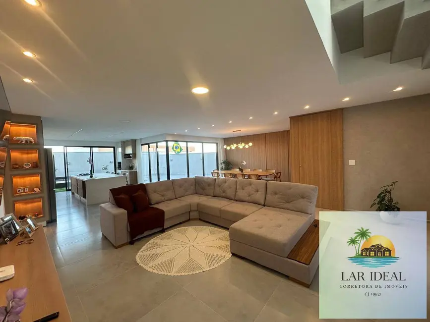 Foto 2 de Casa com 3 quartos à venda, 306m2 em Nova São Pedro, Sao Pedro Da Aldeia - RJ