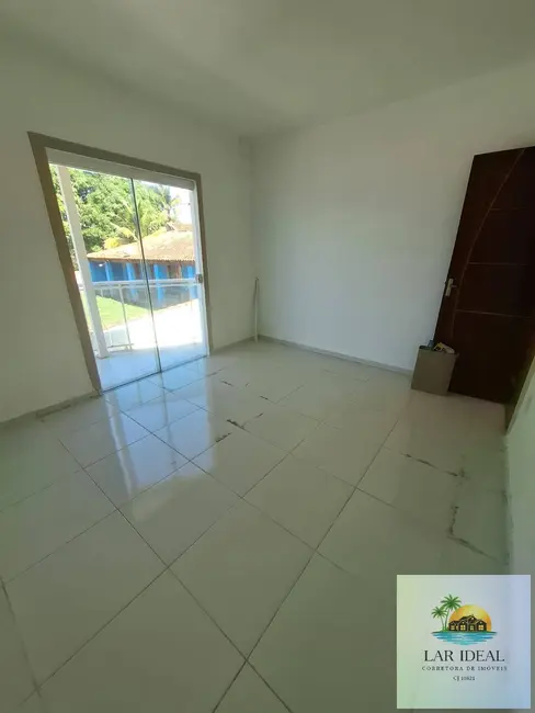 Foto 6 de Casa com 2 quartos à venda em Araruama - RJ
