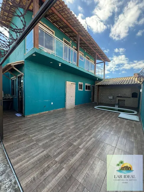 Casa com 2 quartos à venda, 250m2 em Cabo Frio - RJ - imagem 1 Foto 1 de Casa com 2 quartos à venda, 250m2 em Cabo Frio - RJ