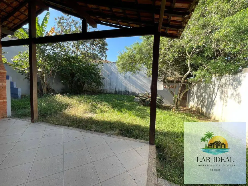 Casa com 3 quartos à venda, 360m2 em Serramar, Rio Das Ostras - RJ - imagem 4 Foto 4 de Casa com 3 quartos à venda, 360m2 em Serramar, Rio Das Ostras - RJ