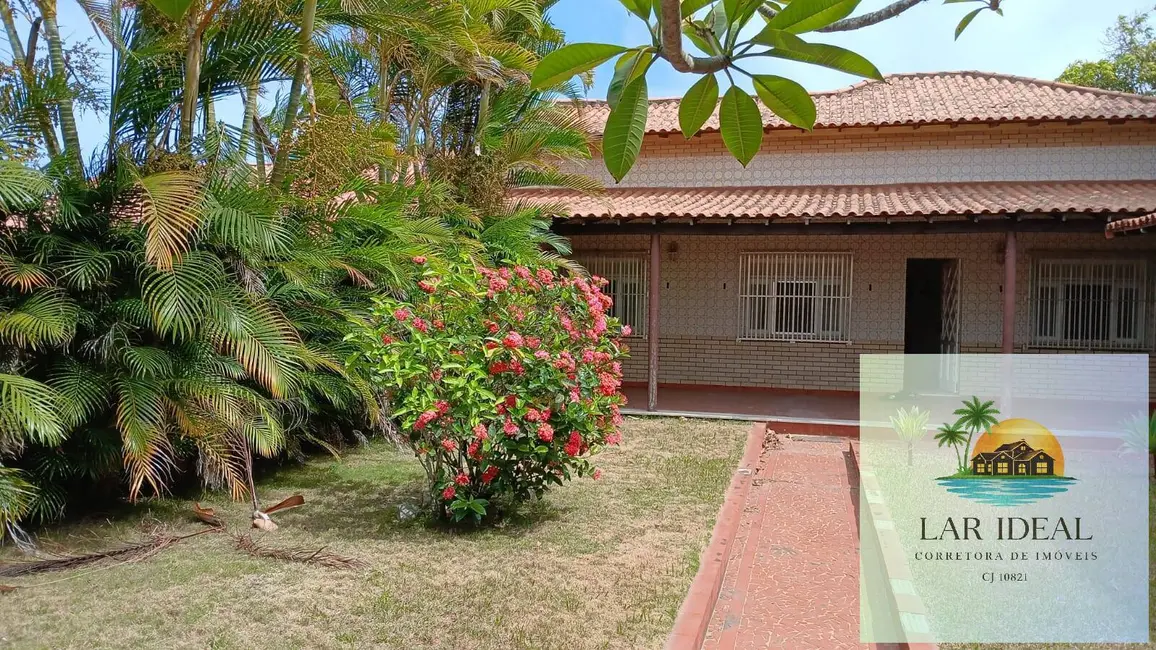 Foto 1 de Casa com 3 quartos à venda, 1080m2 em Araruama - RJ