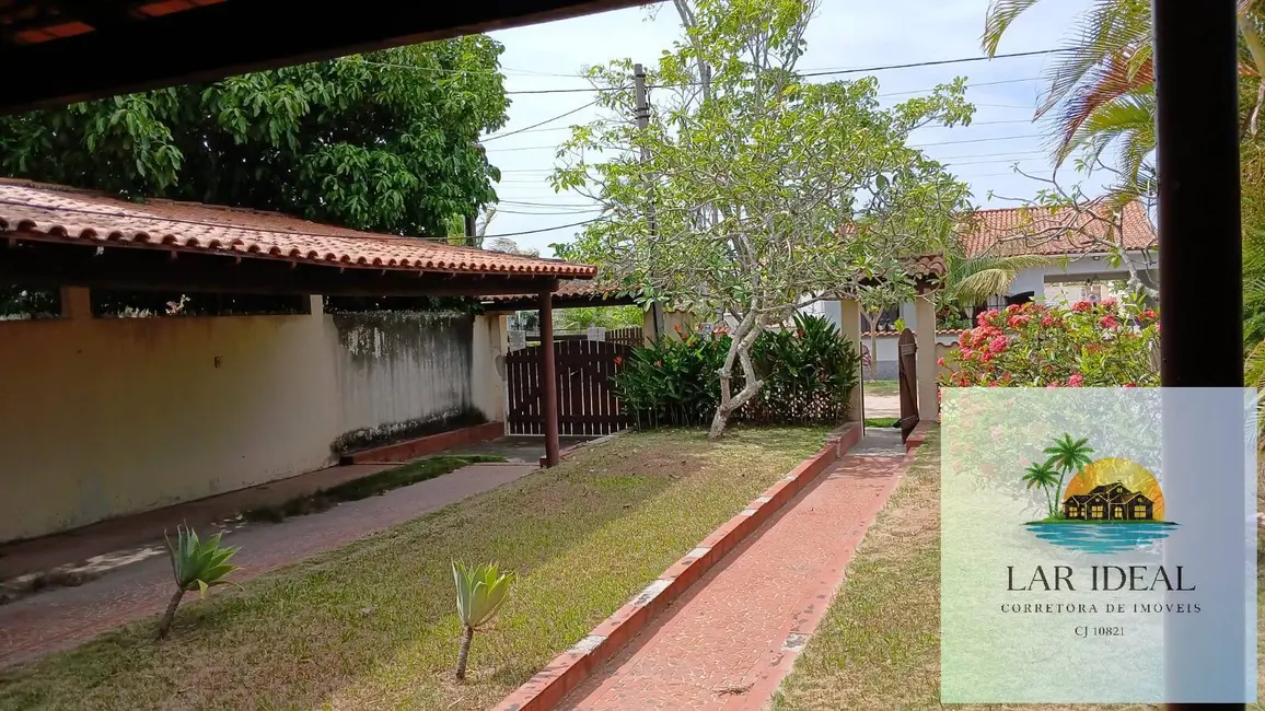 Foto 8 de Casa com 3 quartos à venda, 1080m2 em Araruama - RJ