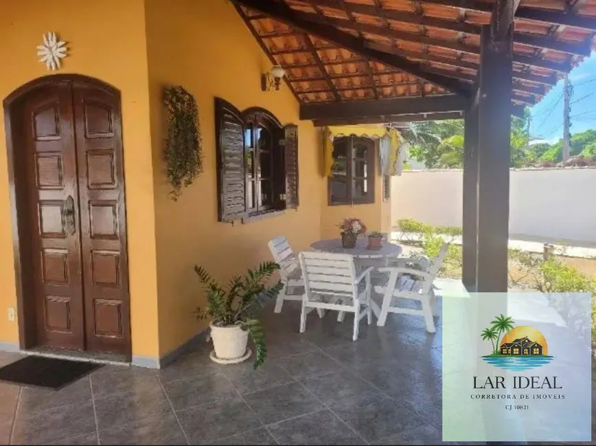 Foto 4 de Casa com 4 quartos à venda, 600m2 em Araruama - RJ