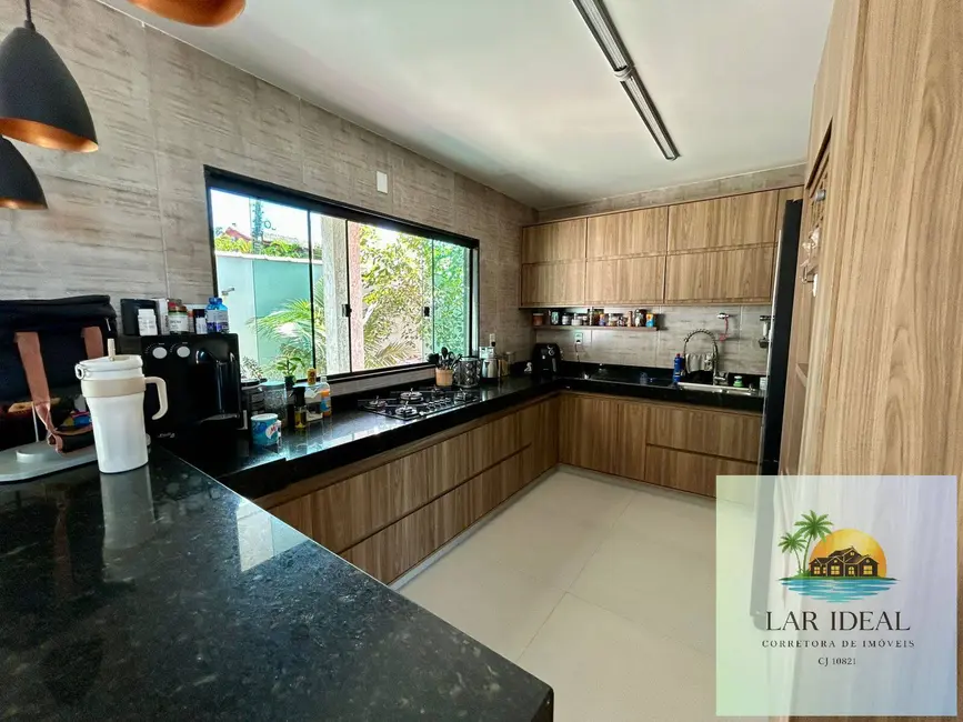 Foto 8 de Casa com 3 quartos à venda, 465m2 em Sao Pedro Da Aldeia - RJ