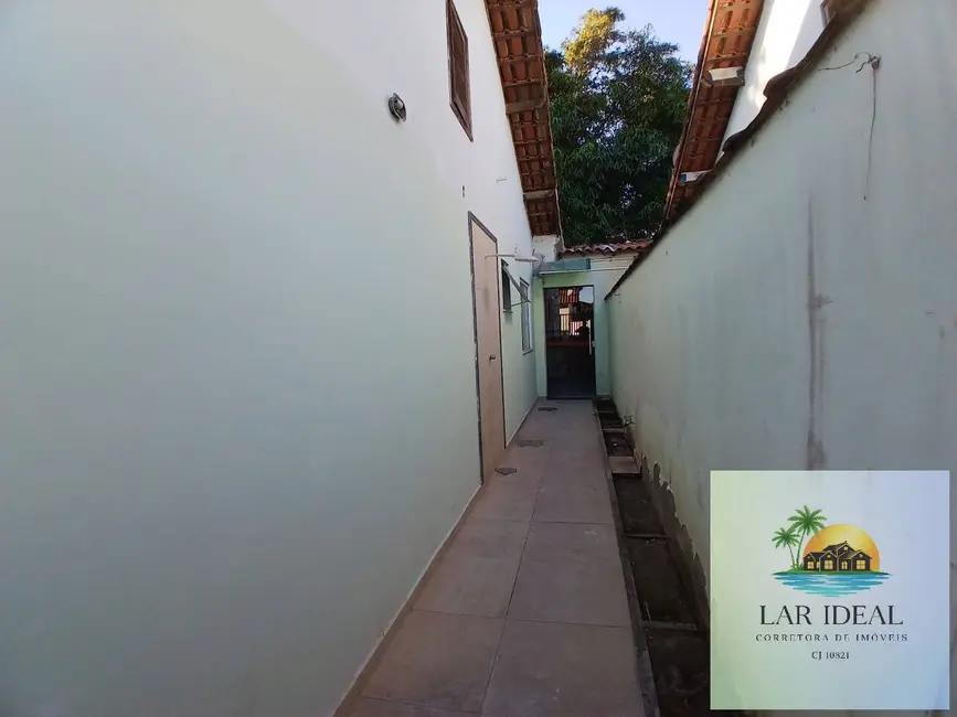Foto 3 de Casa com 2 quartos à venda em Araruama - RJ