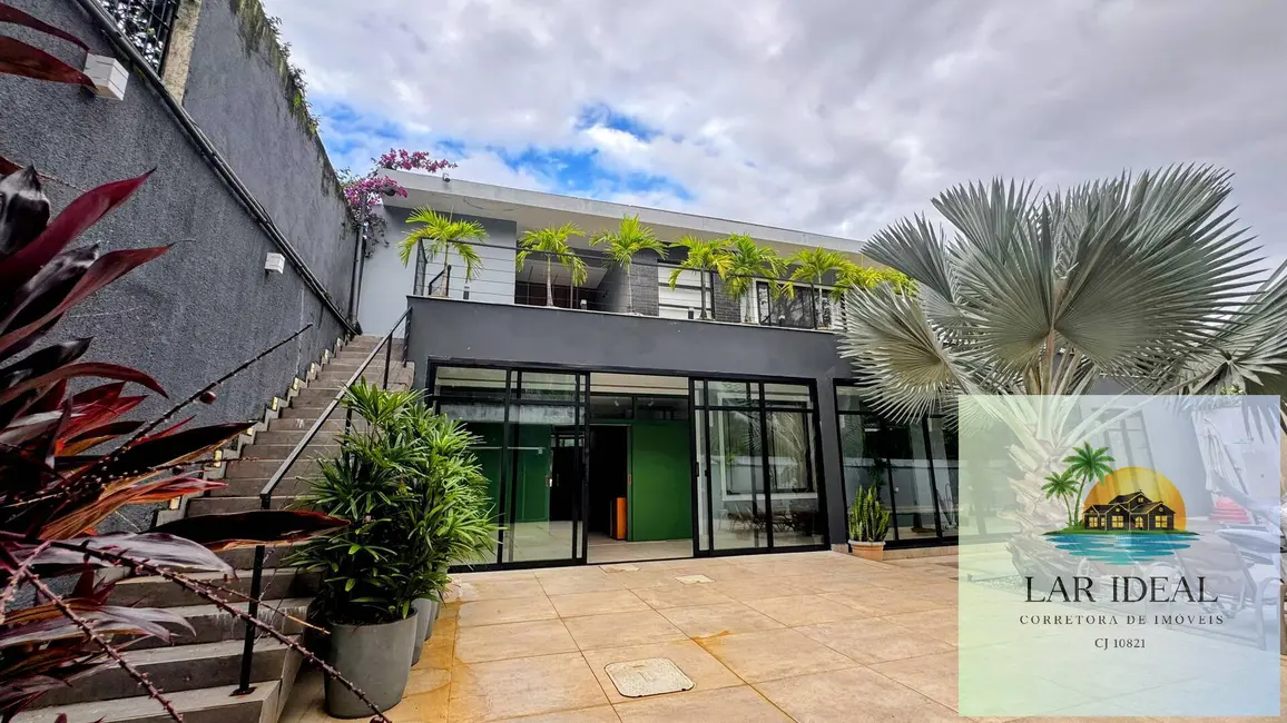 Foto 1 de Casa com 8 quartos à venda em Rio De Janeiro - RJ
