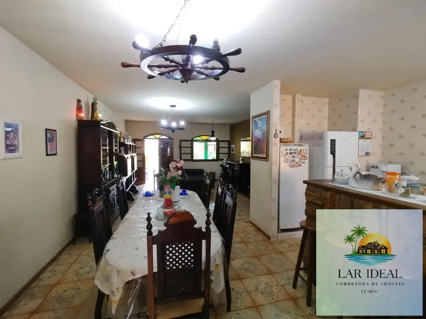 Casa com 3 quartos à venda em Cabo Frio - RJ - imagem 7 Foto 7 de Casa com 3 quartos à venda em Cabo Frio - RJ