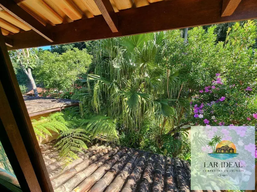 Foto 6 de Casa com 3 quartos à venda, 263m2 em Lumiar, Nova Friburgo - RJ