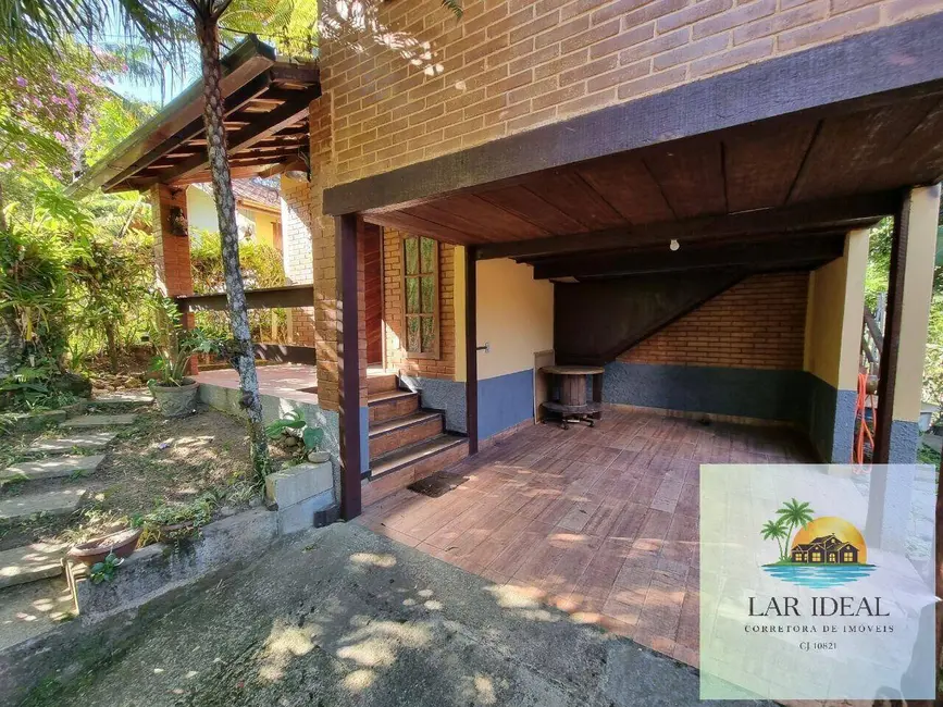 Foto 2 de Casa com 3 quartos à venda, 263m2 em Lumiar, Nova Friburgo - RJ