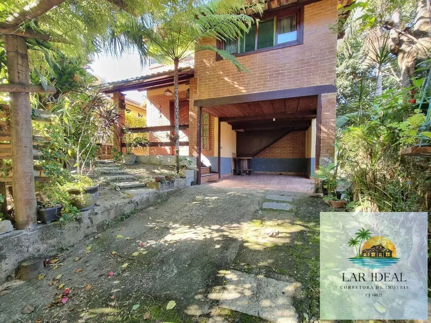 Foto 1 de Casa com 3 quartos à venda, 263m2 em Lumiar, Nova Friburgo - RJ