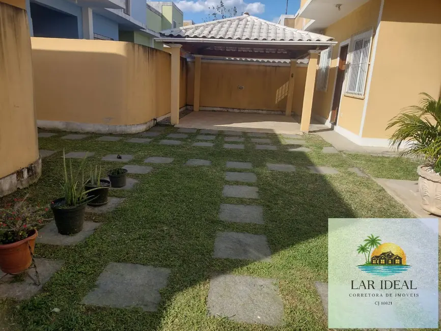 Foto 3 de Casa com 2 quartos à venda em Araruama - RJ