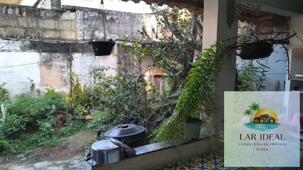 Foto 8 de Casa com 2 quartos à venda em Araruama - RJ