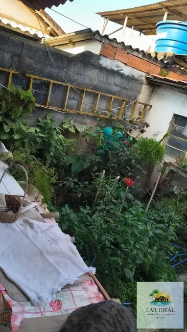 Foto 9 de Casa com 2 quartos à venda em Araruama - RJ