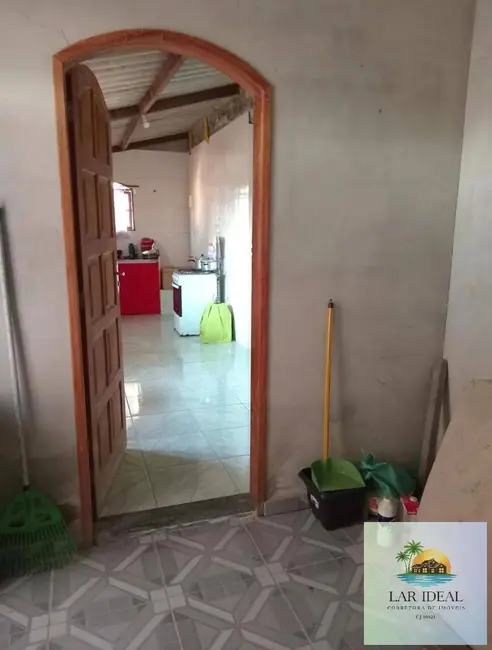 Foto 8 de Casa com 1 quarto à venda, 80m2 em Araruama - RJ