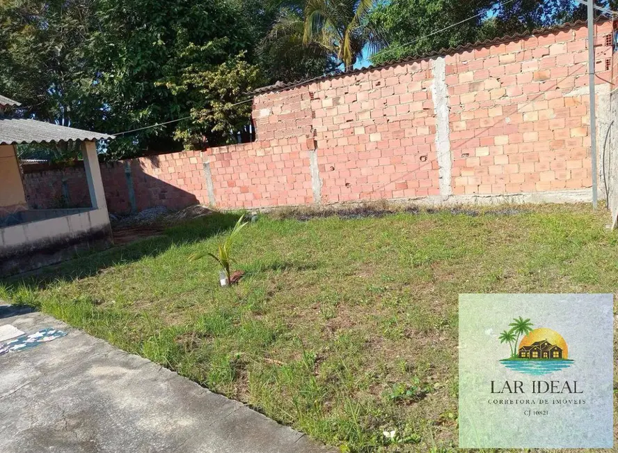 Foto 2 de Casa com 1 quarto à venda, 80m2 em Araruama - RJ