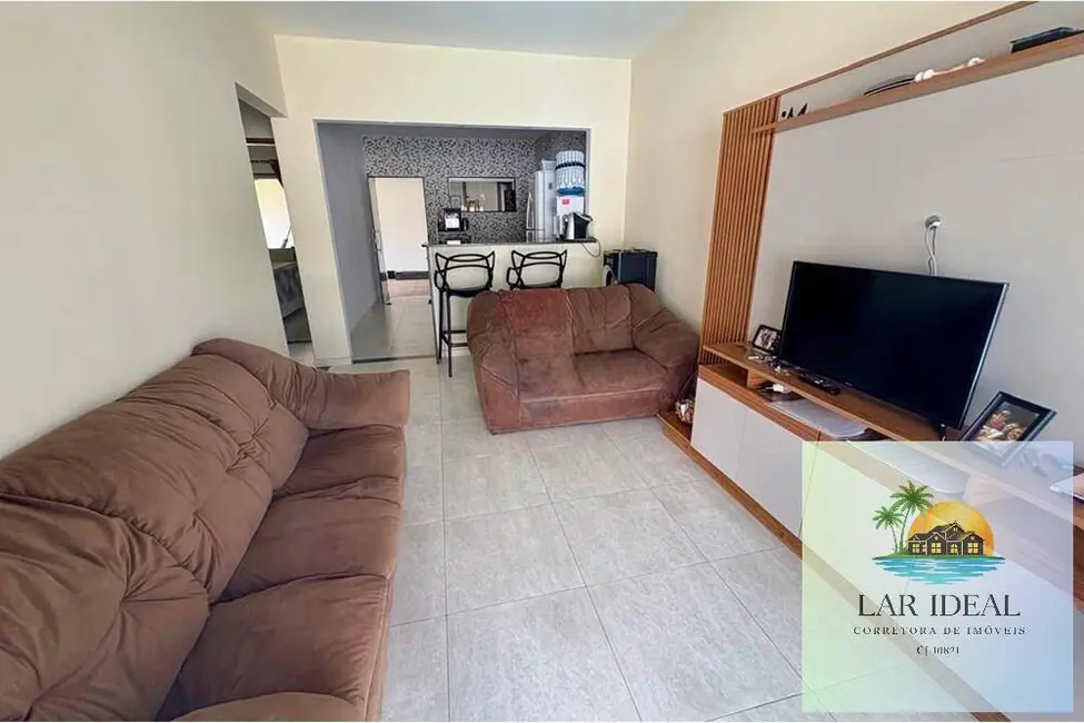 Foto 3 de Casa à venda, 200m2 em Unamar (Tamoios), Cabo Frio - RJ