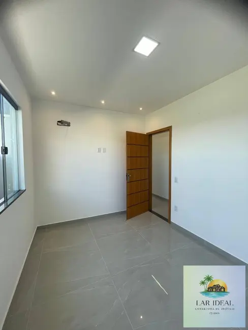 Foto 8 de Casa com 3 quartos à venda em Araruama - RJ