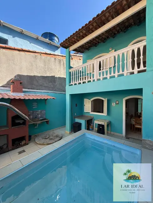 Foto 1 de Casa com 4 quartos à venda em Arraial Do Cabo - RJ