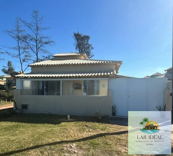 Foto 1 de Casa com 2 quartos à venda em Cabo Frio - RJ