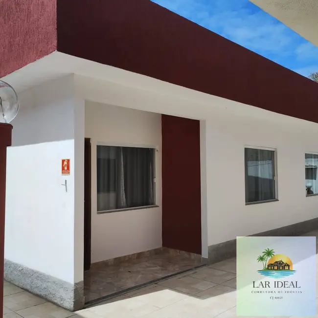 Foto 1 de Casa com 2 quartos à venda em Cabo Frio - RJ