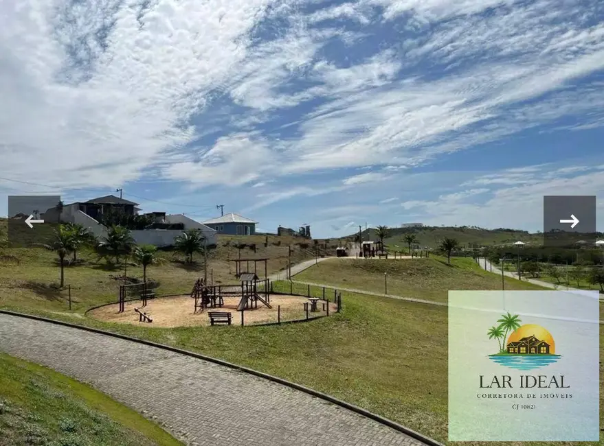 Foto 8 de Casa com 3 quartos à venda em Araruama - RJ