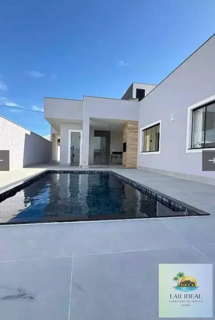 Foto 1 de Casa com 3 quartos à venda, 148m2 em Araruama - RJ