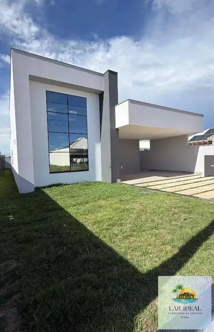 Foto 3 de Casa com 3 quartos à venda, 148m2 em Araruama - RJ