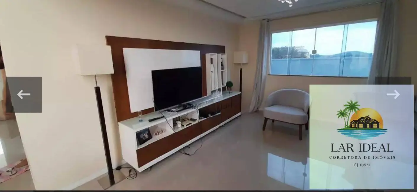 Foto 6 de Casa com 3 quartos à venda, 185m2 em Araruama - RJ