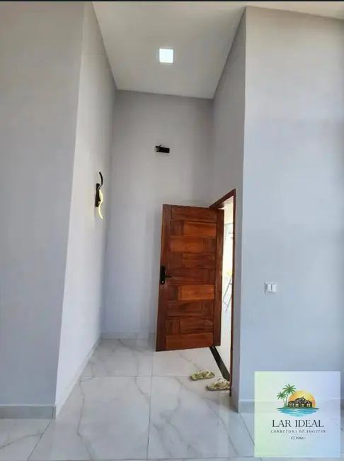 Foto 2 de Casa com 3 quartos à venda, 450m2 em Sao Pedro Da Aldeia - RJ