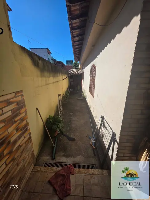 Casa com 3 quartos à venda em Jardim Campomar, Rio Das Ostras - RJ - imagem 4 Foto 4 de Casa com 3 quartos à venda em Jardim Campomar, Rio Das Ostras - RJ