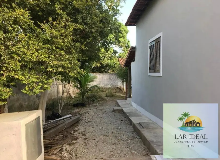 Foto 4 de Casa com 3 quartos à venda, 450m2 em Araruama - RJ