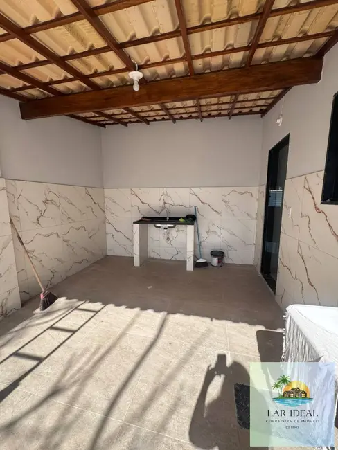 Casa com 2 quartos para alugar em Cabo Frio - RJ - imagem 4 Foto 4 de Casa com 2 quartos para alugar em Cabo Frio - RJ