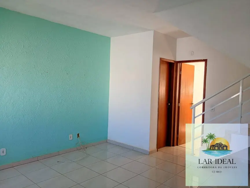 Foto 4 de Casa com 2 quartos à venda, 90m2 em Rio Das Ostras - RJ