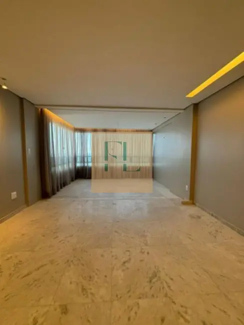 Apartamento com 4 quartos para alugar, 325m2 em Boa Viagem, Recife - PE - imagem 3 Foto 3 de Apartamento com 4 quartos para alugar, 325m2 em Boa Viagem, Recife - PE