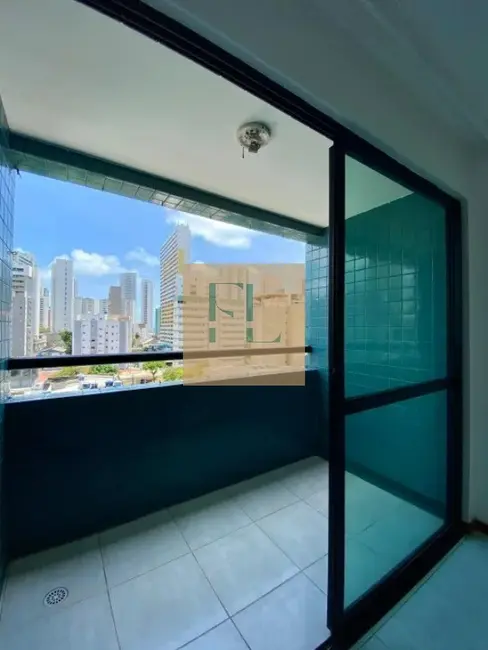 Foto 2 de Apartamento com 2 quartos à venda, 68m2 em Boa Viagem, Recife - PE