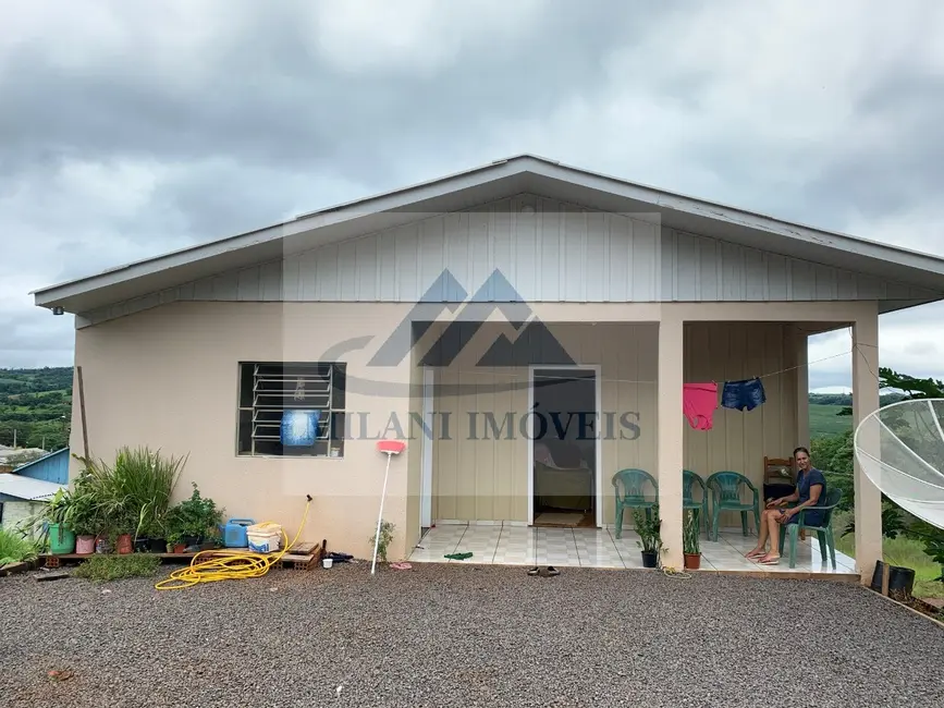 Foto 1 de Casa com 2 quartos à venda, 130m2 em Santo Antonio Do Sudoeste - PR