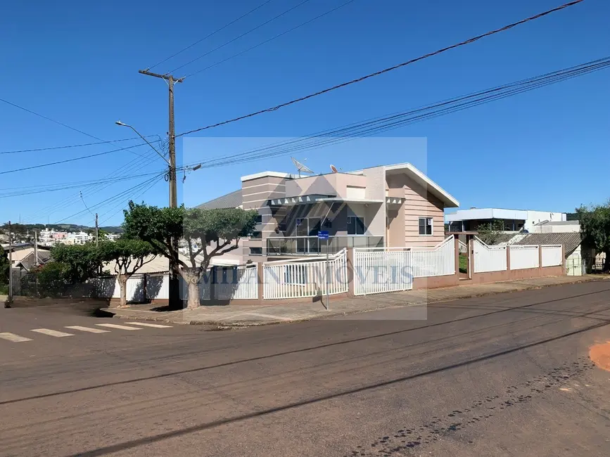 Foto 3 de Casa com 3 quartos à venda, 190m2 em Santo Antonio Do Sudoeste - PR