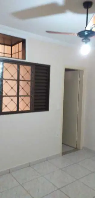 Foto 3 de Casa com 3 quartos à venda e para alugar, 125m2 em Sao Jose Do Rio Preto - SP