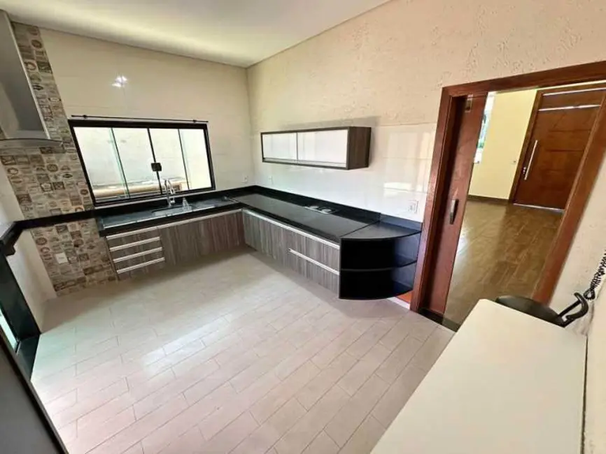 Casa de Condomínio com 3 quartos para alugar em Sao Jose Do Rio Preto - SP - imagem 4 Foto 4 de Casa de Condomínio com 3 quartos para alugar em Sao Jose Do Rio Preto - SP