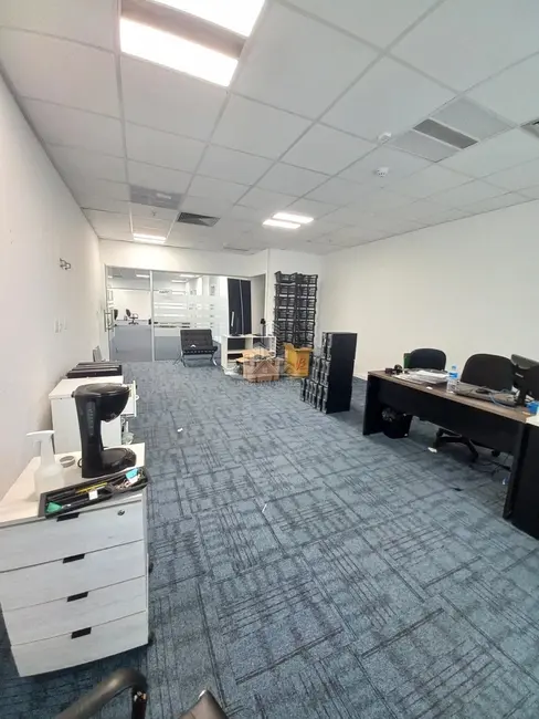 Foto 9 de Sala Comercial para alugar, 1000m2 em Alphaville Industrial, Barueri - SP