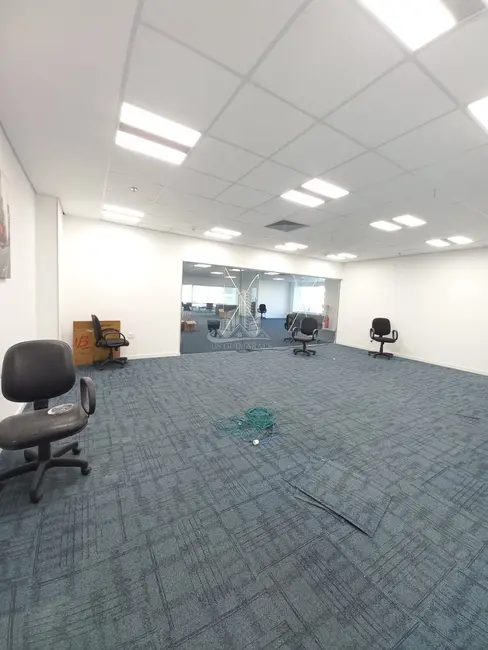 Foto 8 de Sala Comercial para alugar, 1000m2 em Alphaville Industrial, Barueri - SP