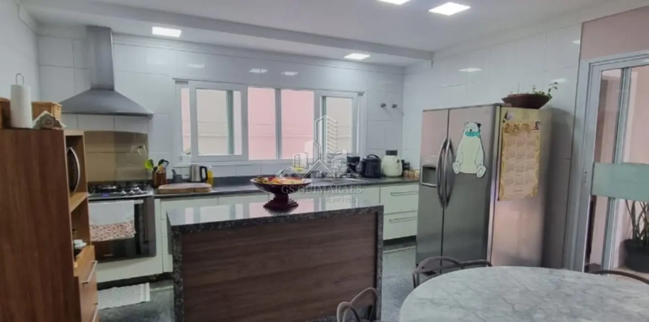 Casa com 4 quartos para alugar, 450m2 em Alphaville Conde II, Barueri - SP - imagem 6 Foto 6 de Casa com 4 quartos para alugar, 450m2 em Alphaville Conde II, Barueri - SP