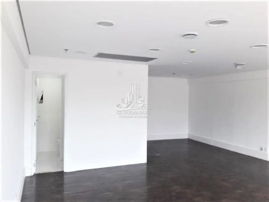 Sala Comercial para alugar, 51m2 em Green Valley Alphaville, Barueri - SP - imagem 5 Foto 5 de Sala Comercial para alugar, 51m2 em Green Valley Alphaville, Barueri - SP