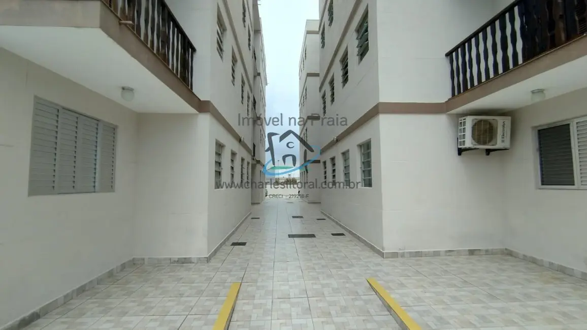 Foto 3 de Apartamento com 2 quartos à venda, 38m2 em Indaiá, Caraguatatuba - SP