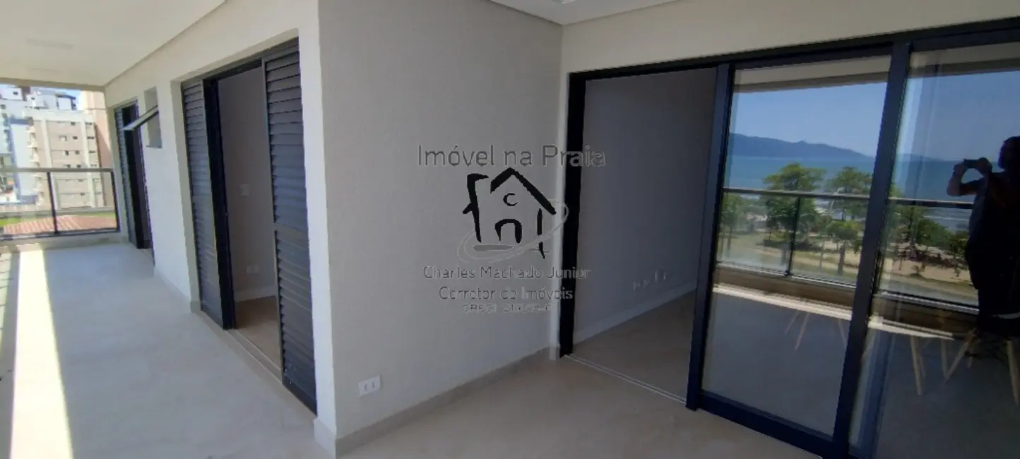 Foto 6 de Apartamento com 3 quartos à venda, 155m2 em Caraguatatuba - SP