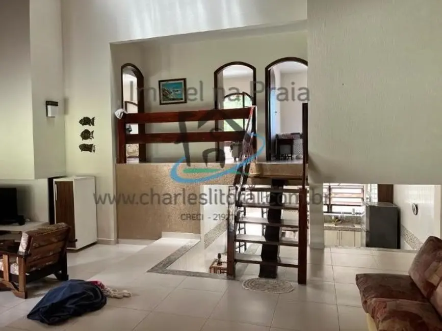 Foto 5 de Casa com 5 quartos à venda, 256m2 em Park Imperial, Caraguatatuba - SP