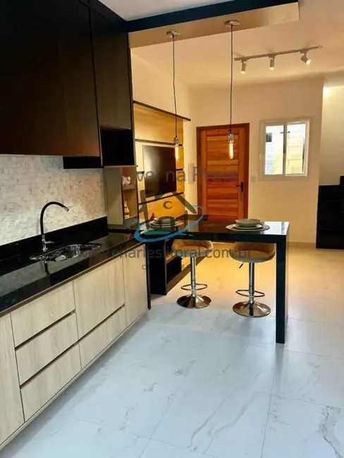 Foto 2 de Casa com 2 quartos à venda, 85m2 em Rio do Ouro, Caraguatatuba - SP