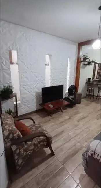 Foto 8 de Casa com 3 quartos à venda, 169m2 em Ubatuba - SP