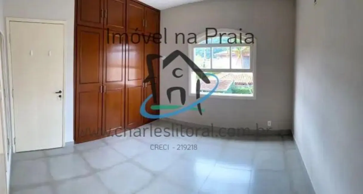 Foto 8 de Casa com 4 quartos à venda, 263m2 em Caputera, Caraguatatuba - SP