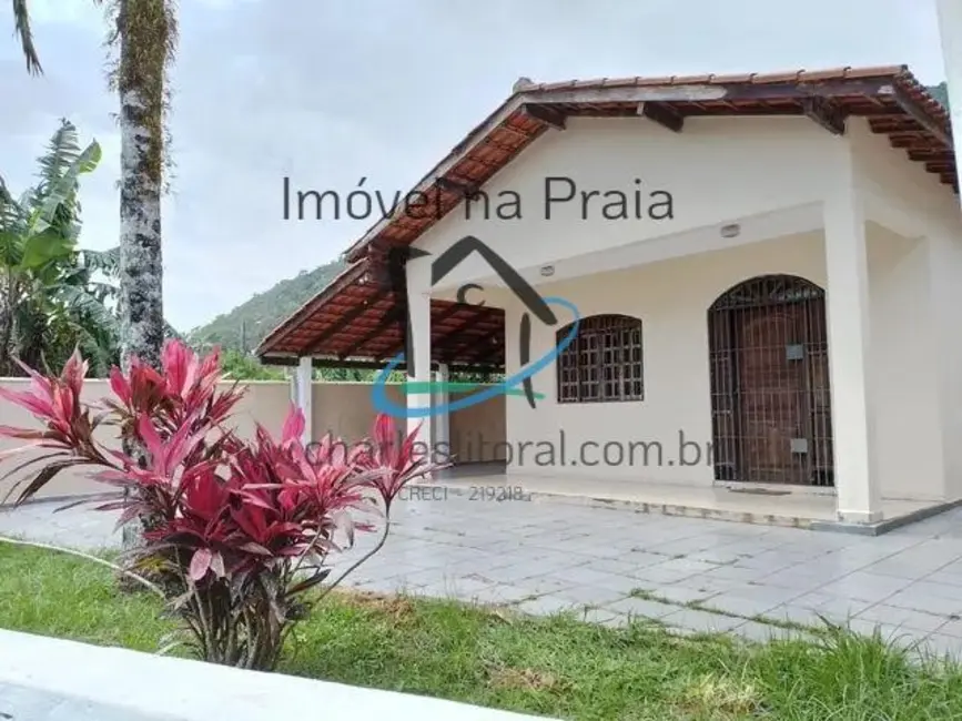 Foto 3 de Casa com 3 quartos à venda, 191m2 em Ubatuba - SP